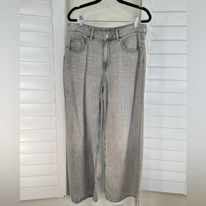 Divided Light Gray Straight Leg Jeans. Size 6